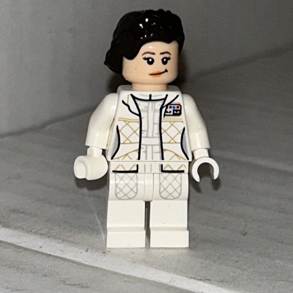 LEGO® Minifig sw0878 - Princess Leia (Hoth Outfit White) Minifigure - Picture 1 of 2